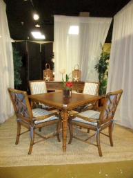 Lane Venture Table W/4 Chairs AS IS