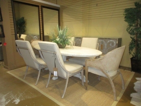 Classic Home Table w/6 Hooker Chairs