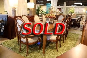 Thomasville Table w/8 Chairs+Lf