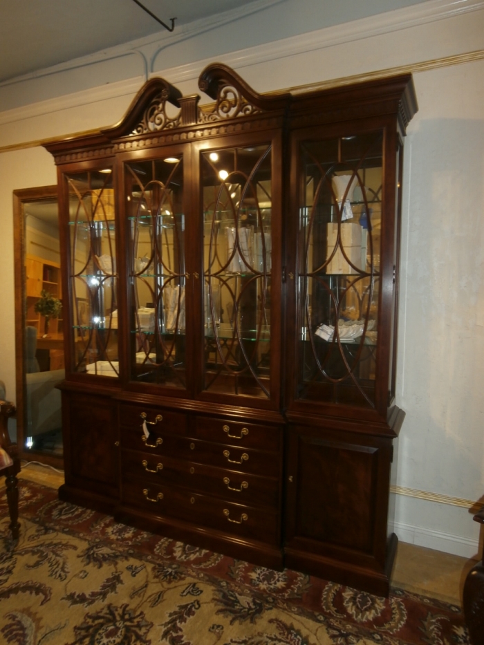 Thomasville China Cabinet At The