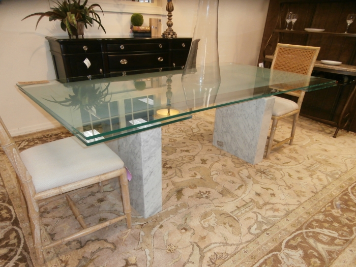 Scan Glass Expand DR Table at The Missing Piece