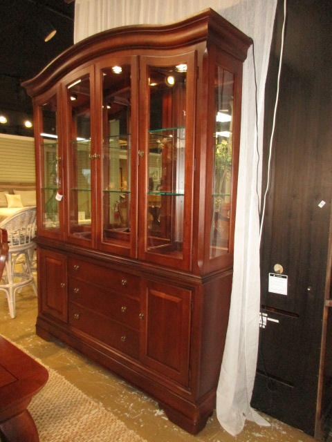 Thomasville China Cabinet At The Missing Piece