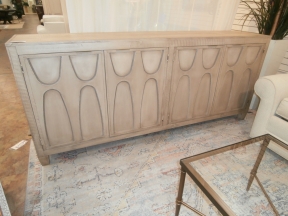 Grant 4 Door Console