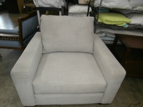 Havertys Upholstered Chair
