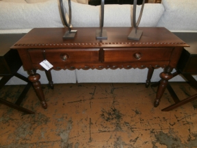 Broyhill Sofa Table