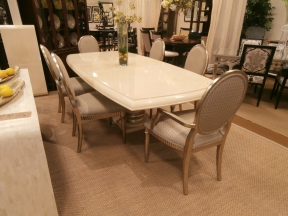 Glossy Dr Table/6Chairs/2lf