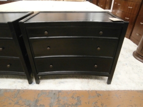 Hampton Noir Bachelors Chest