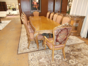 Henredon DR Table & 12 Chairs