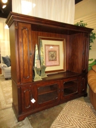 Trad. Entertainment Ctr