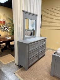 RTG Dresser W/Mirror