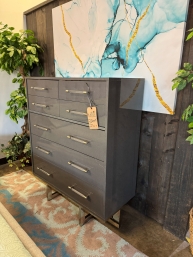 Kanes Dante Chest As Is