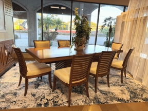 Tommy Bahama DR Table W/8 Chairs+Lf
