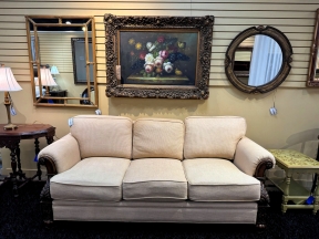 Tommy Bahama Sofa as is