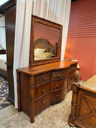 Cindy Crawford Dresser W/Mirror