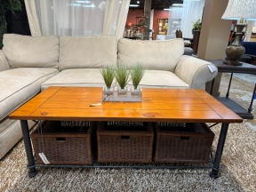 Rustic Coffee Table W/Baskets