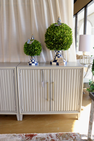 COM 2514A-GG Riley Cabinet