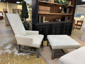 Lee Indsutries Chair w/Ottoman