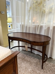 Woodbridge Marseille Desk