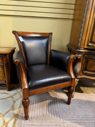 Traditional Accent Chair