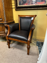 Traditional Accent Chair