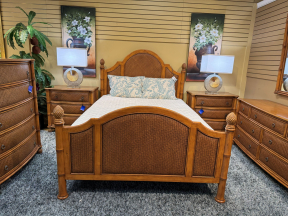 Pelican Reef Tropical Queen Bed