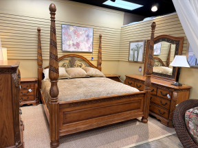 Traditional 4 Poster King Bed