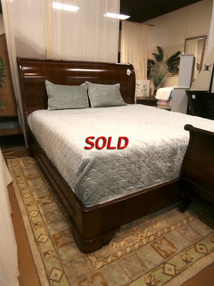 Fine Furniture Design Sleigh Bed