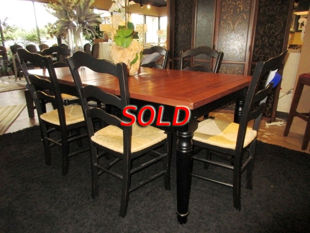 Pottery Barn Table w/6 Chairs