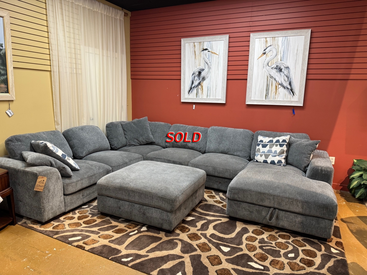RTG Marcola 4 Pc Sectional & Ottoman