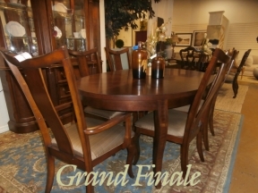 Dining Table & 5 Chairs